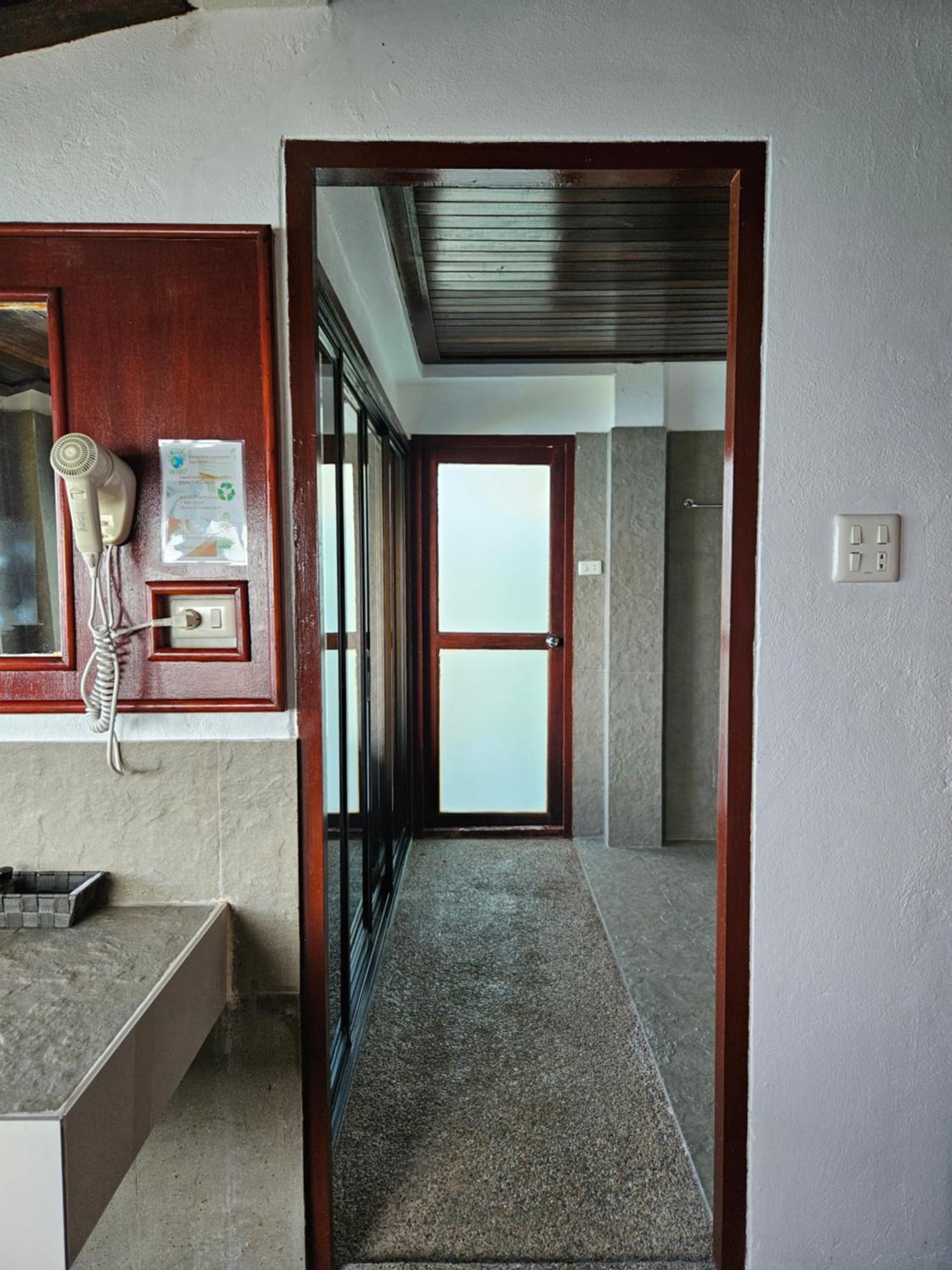 Phangan Utopia Resort Mae Haad Buitenkant foto