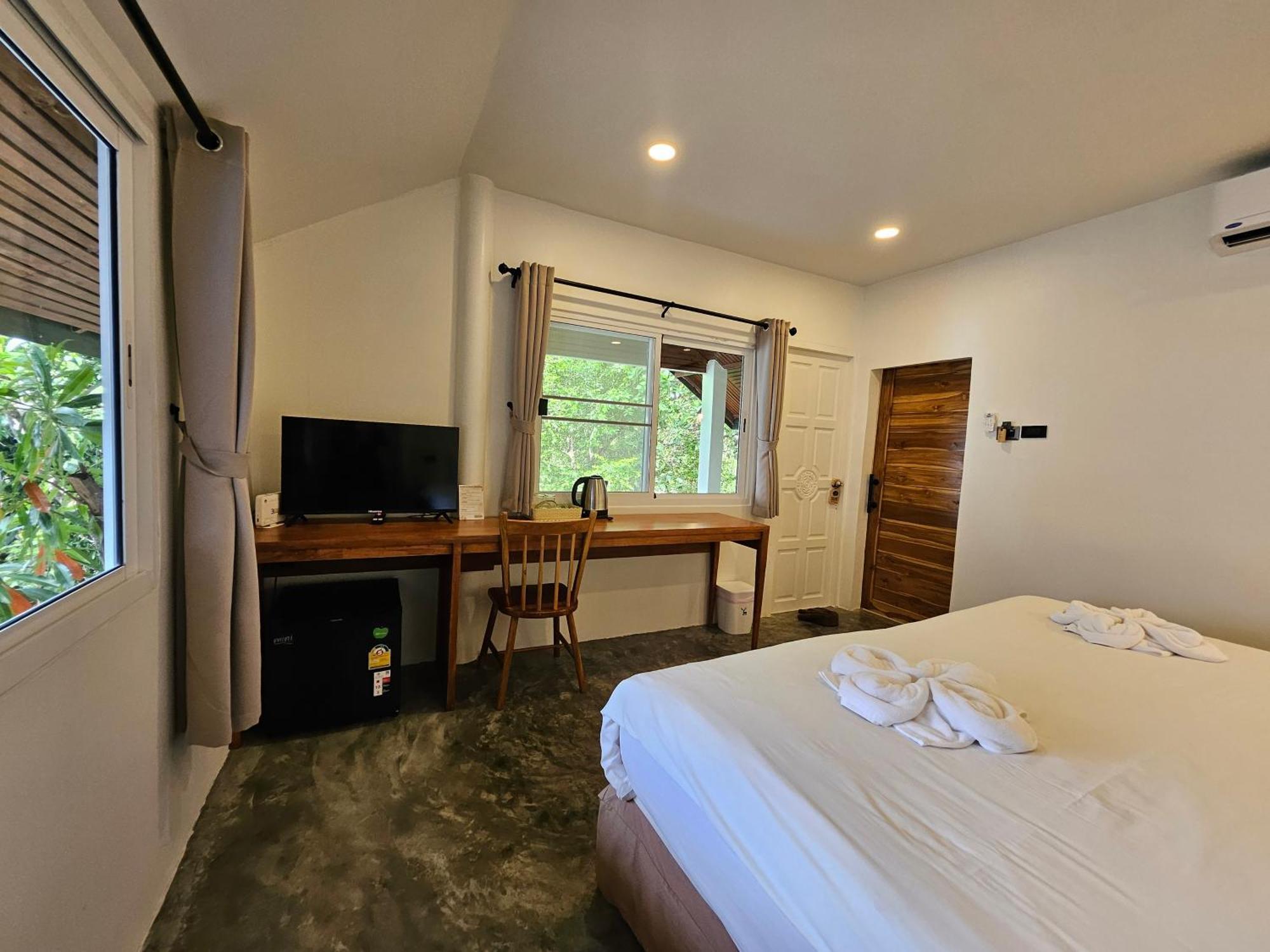Phangan Utopia Resort Mae Haad Buitenkant foto